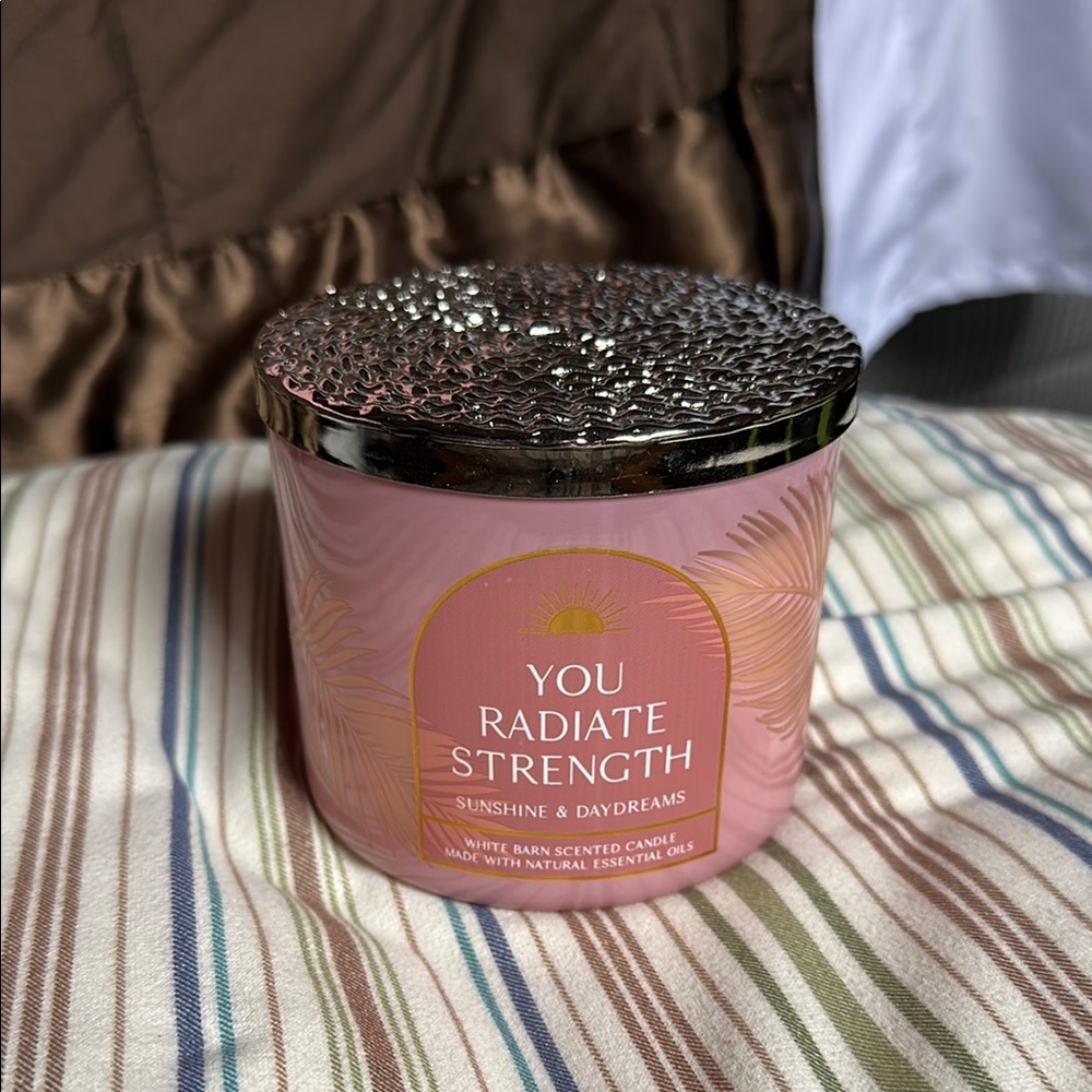 White Barn Sunshine & Daydreams 3 Wick Candle